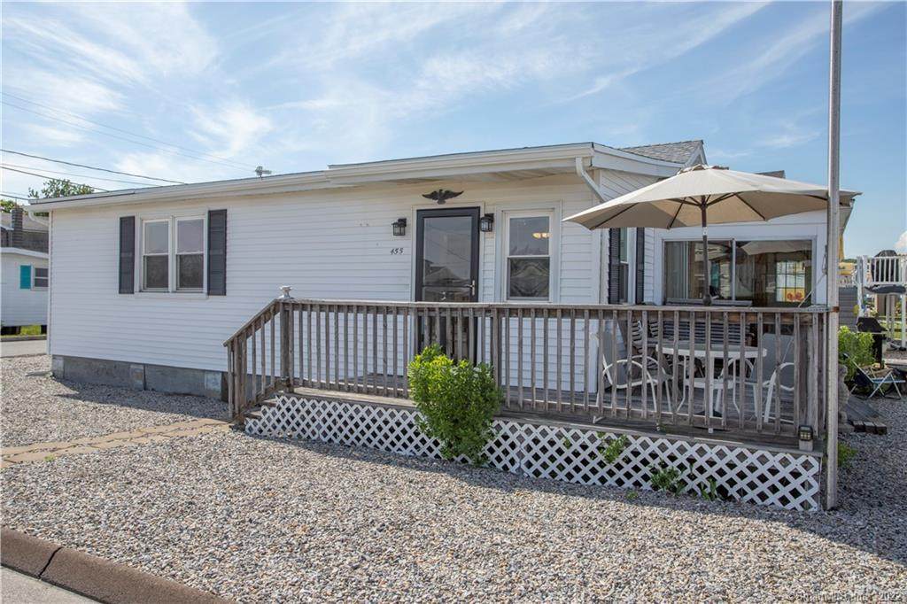 455 Seaside Avenue - Photo 1