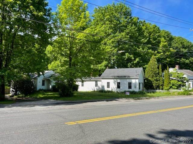 22 Greenwoods Road - Photo 1