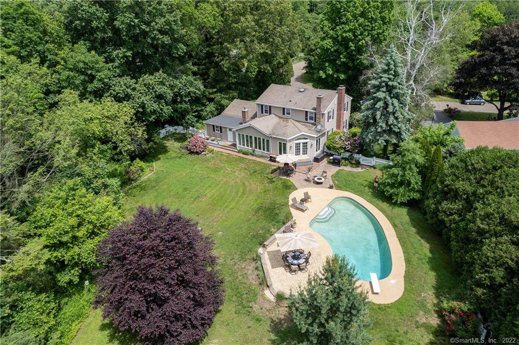 56 Sandlewood Drive - Photo 1