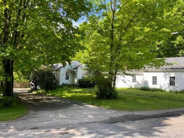 20 Greenwoods Road - Photo 1