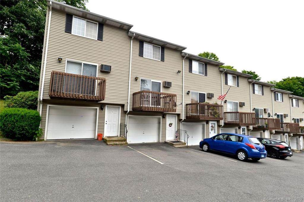 3211 Main Street - Photo 1