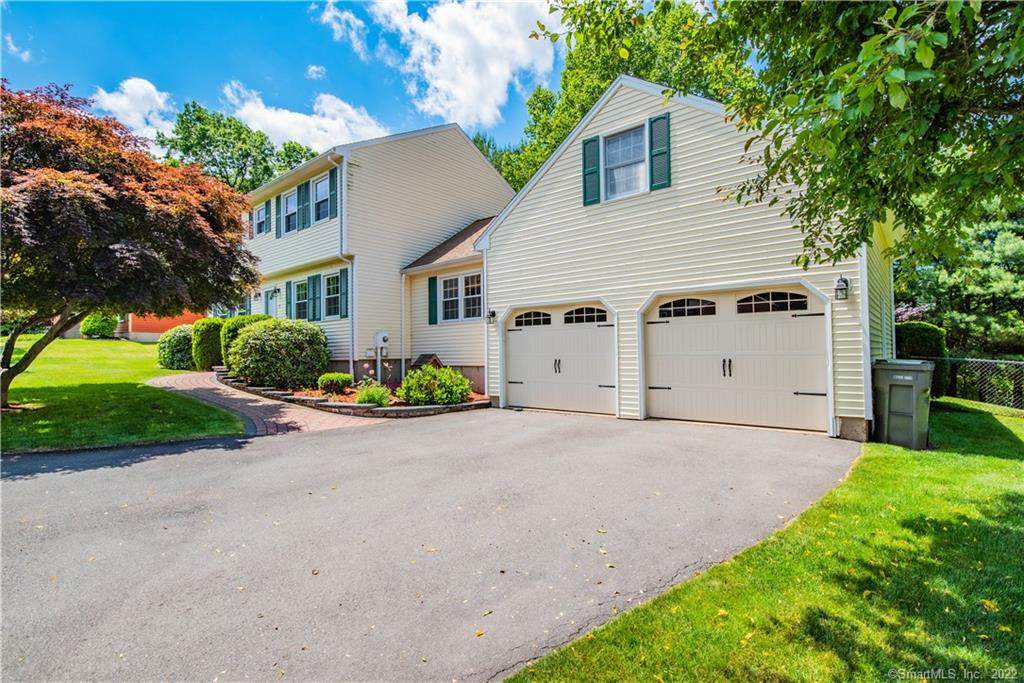 33 Boulder Drive - Photo 1