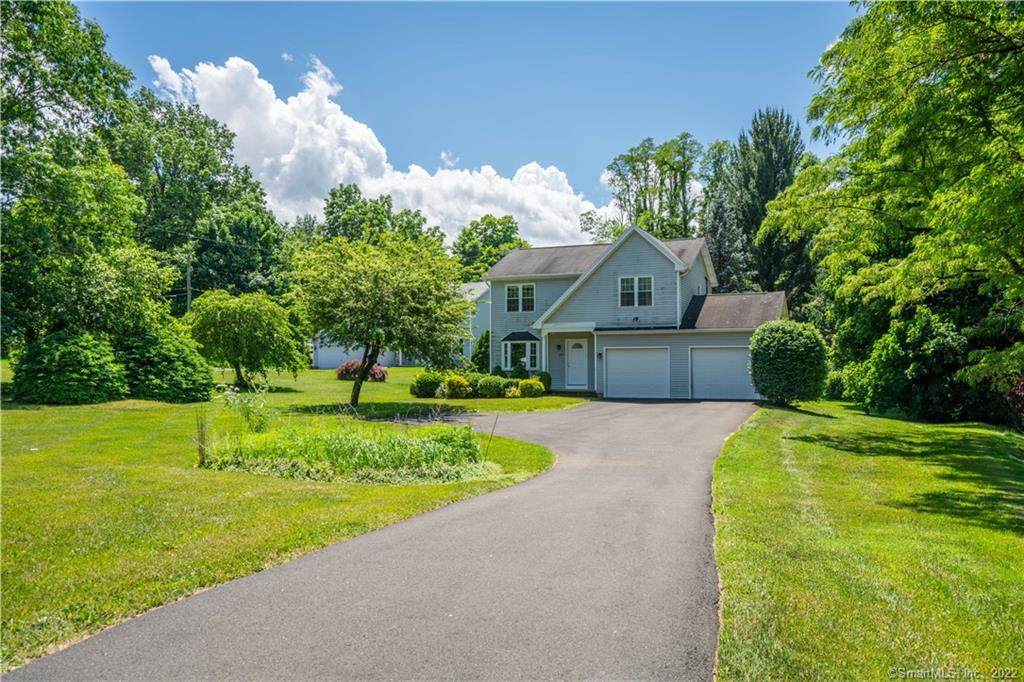 2605 Albany Avenue - Photo 1