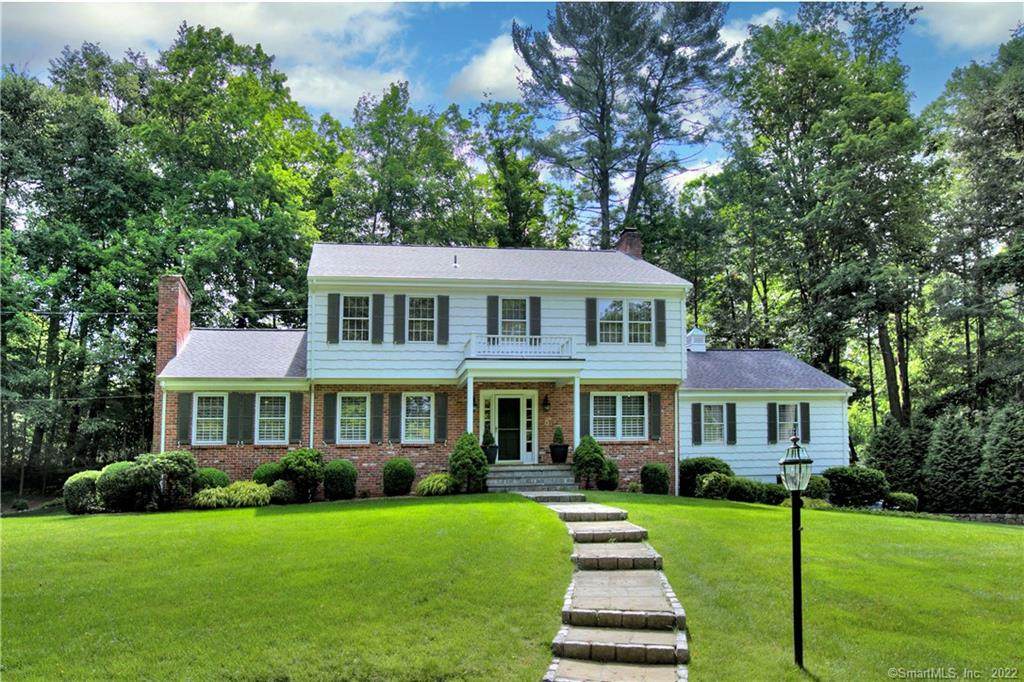 8 Coach Lane - Photo 1