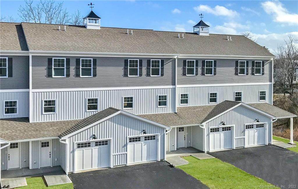 10 Fort Hill Road - Photo 1