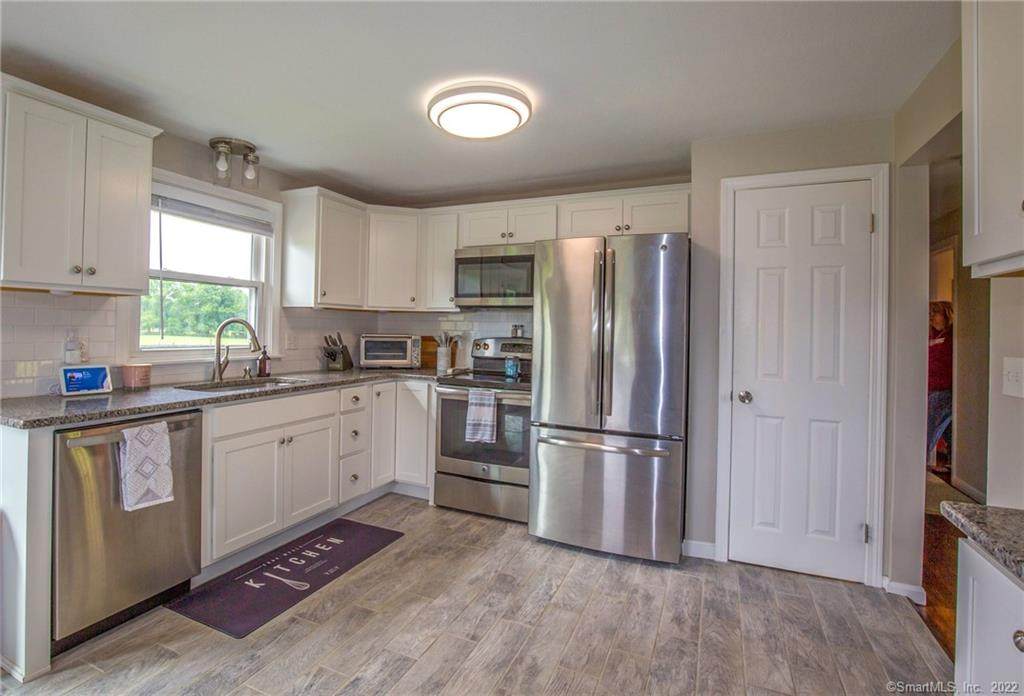 158 Karen Lynn Circle - Photo 1