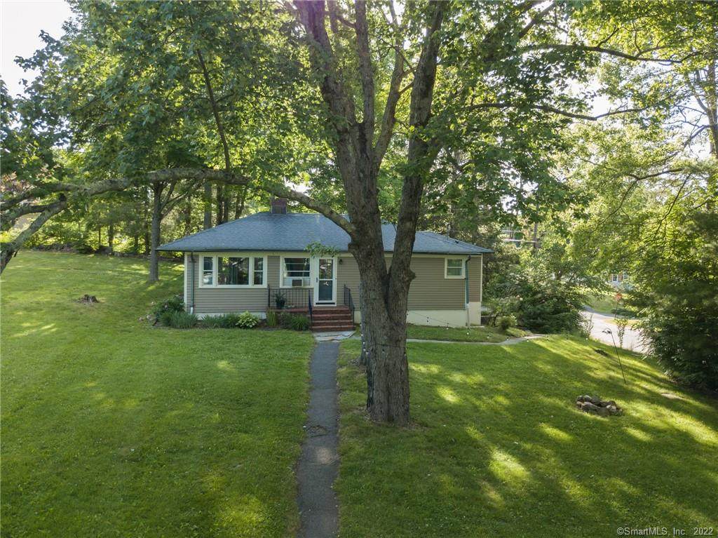 141 Middlebury Road - Photo 1
