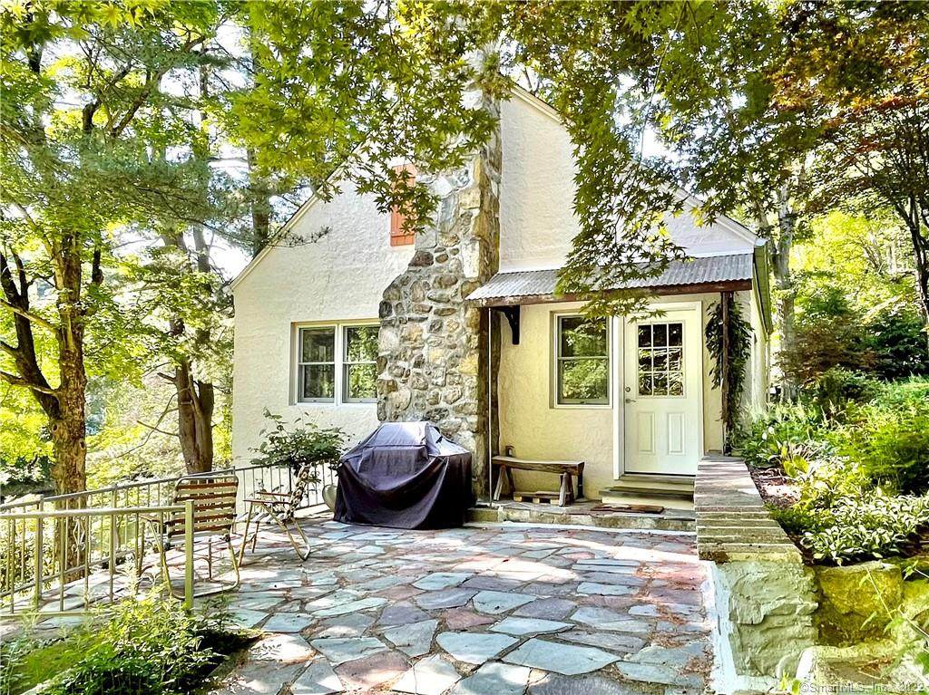 13 Hillside Drive - Photo 1