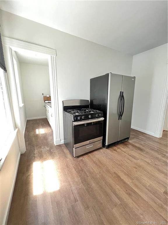 10 Rowe Street - Photo 1