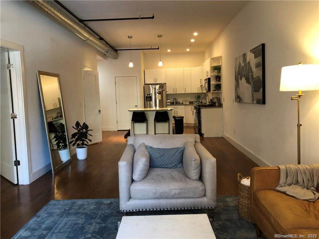 140 Orange Street - Photo 1