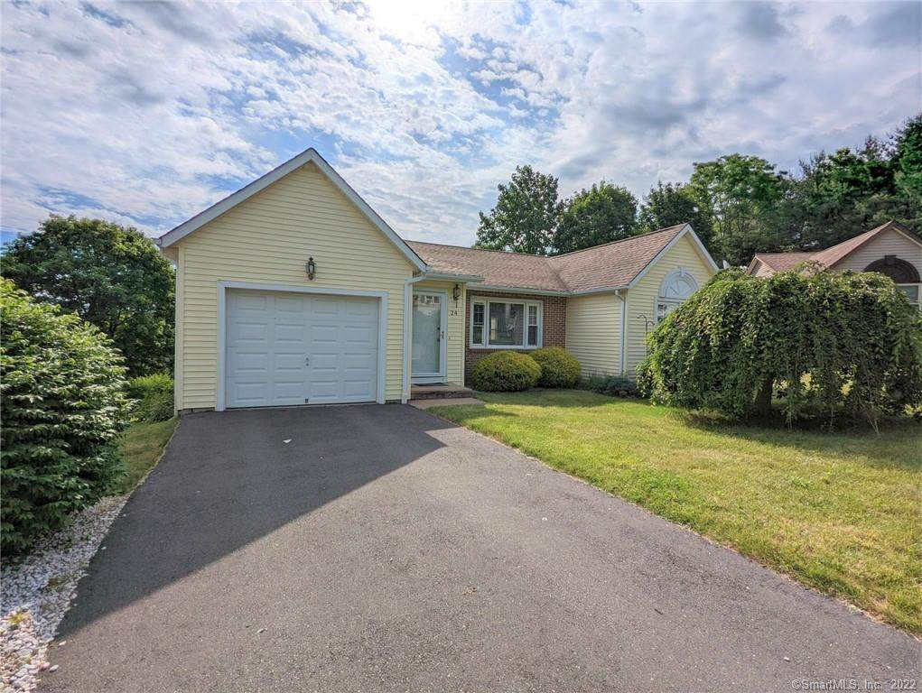 24 Mohican Lane - Photo 1