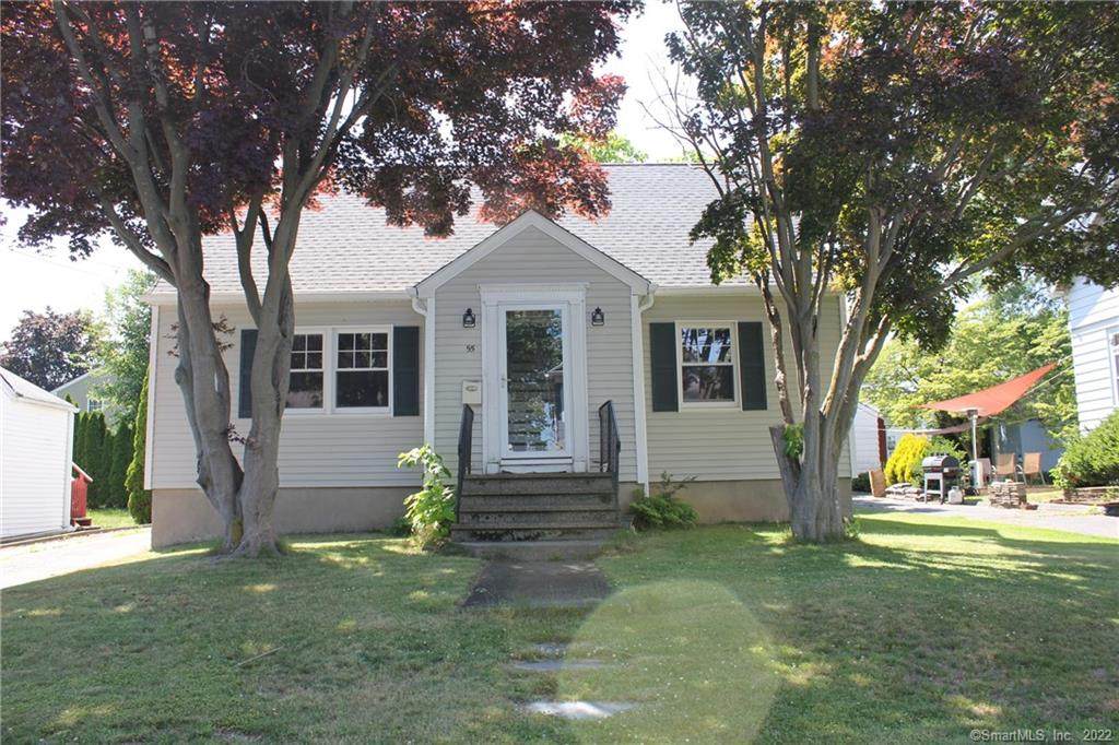 55 Newport Avenue - Photo 1