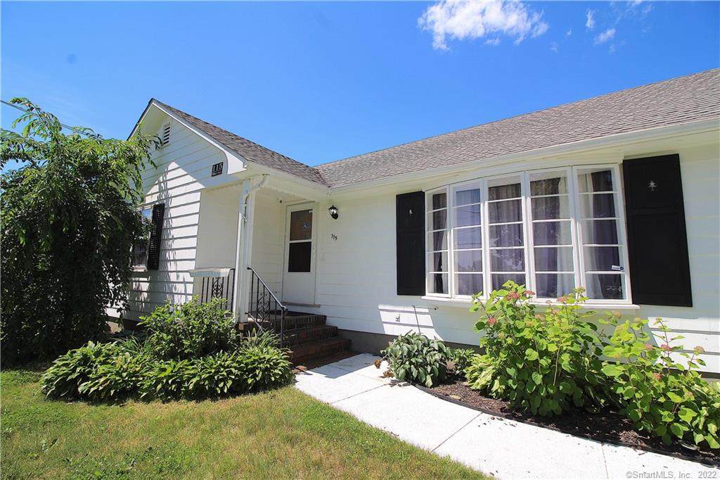 115 Hillhurst Avenue - Photo 1