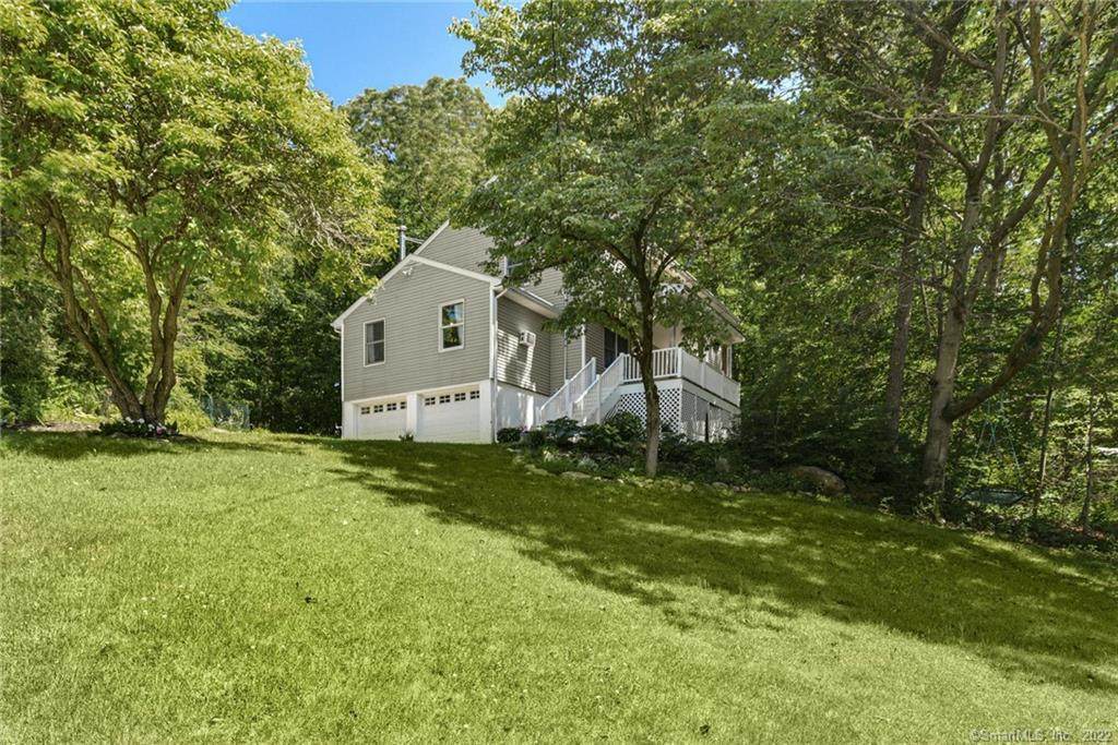 52 Columbine Drive - Photo 1