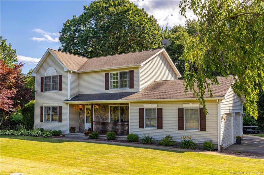 140 Tiffany Lane - Photo 1