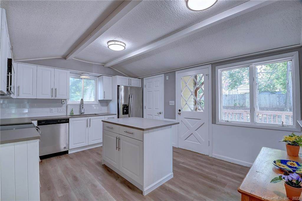 341 Robbins Avenue - Photo 1