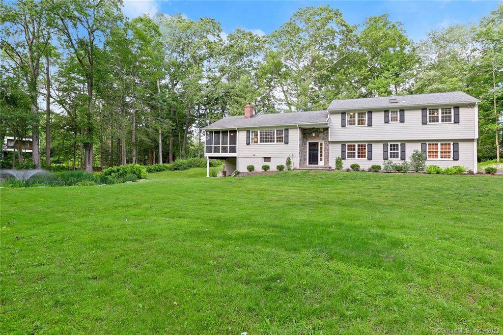 18 Twin Circle Drive - Photo 1