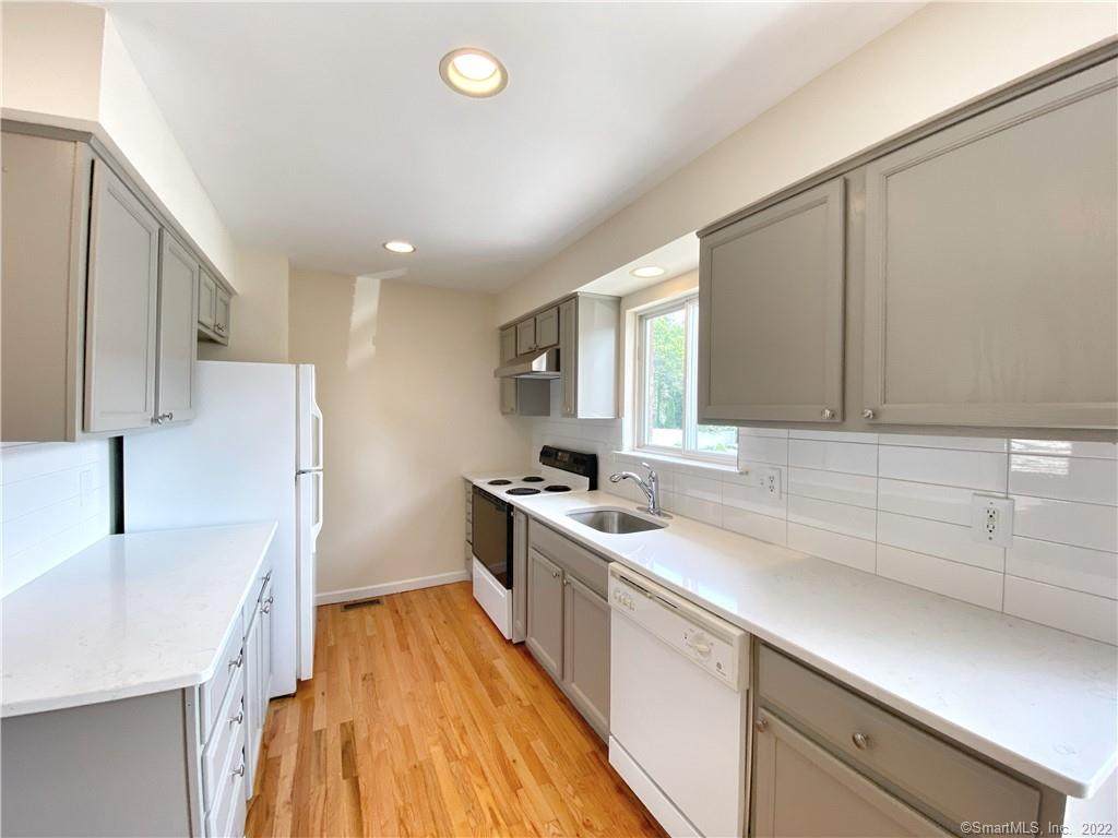 54 Stuart Avenue - Photo 1