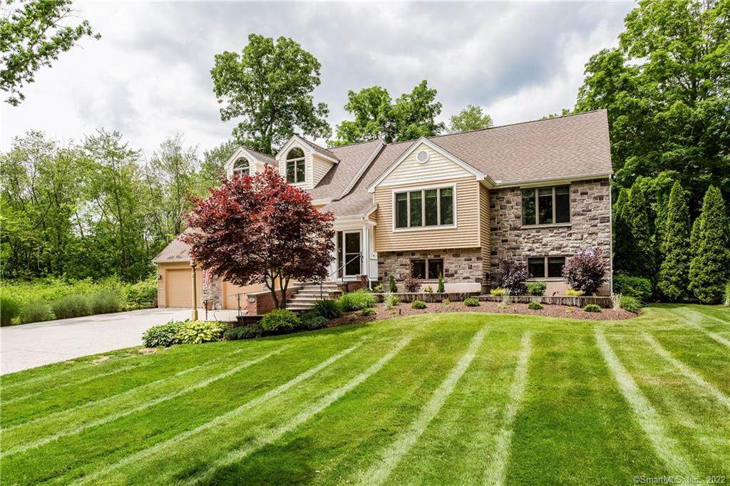 213 Wedgewood Road - Photo 1