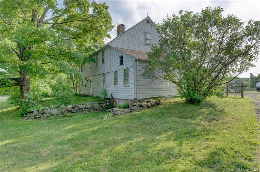 1087 Atkins Street - Photo 1