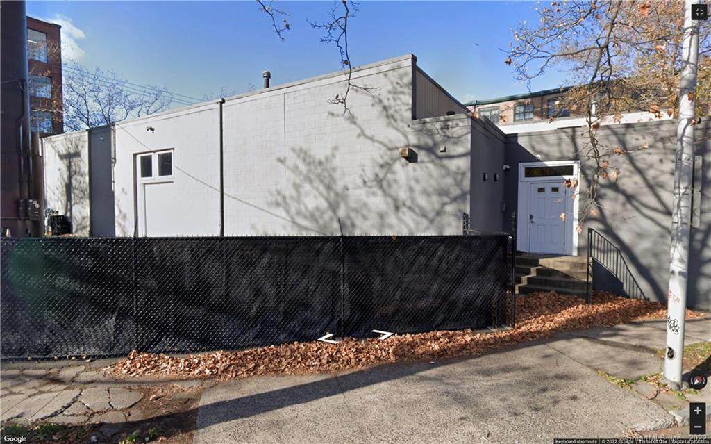 33 Chestnut Street - Photo 1