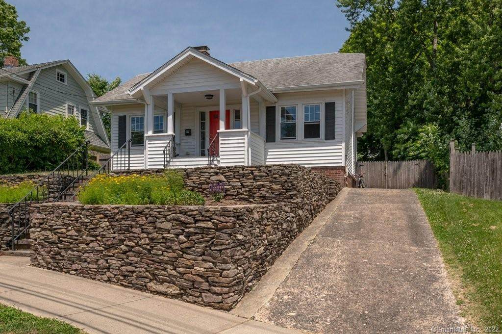 70 Girard Avenue - Photo 1