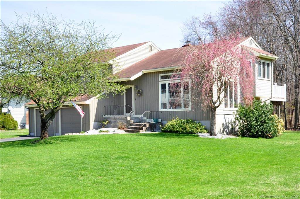 33 Somerset Drive - Photo 1