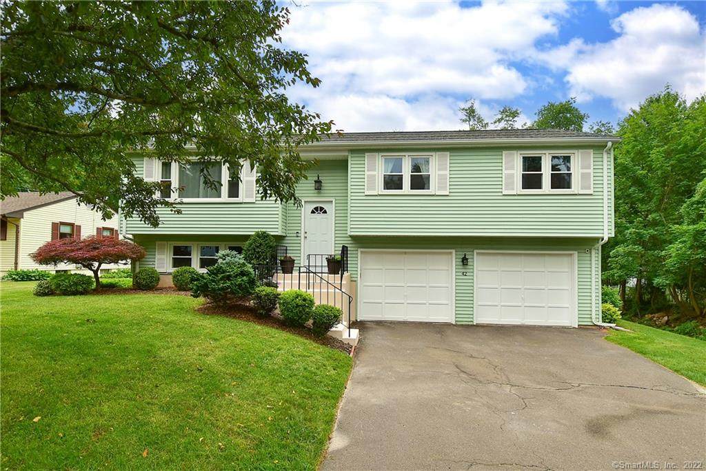 42 Kenwood Drive - Photo 1