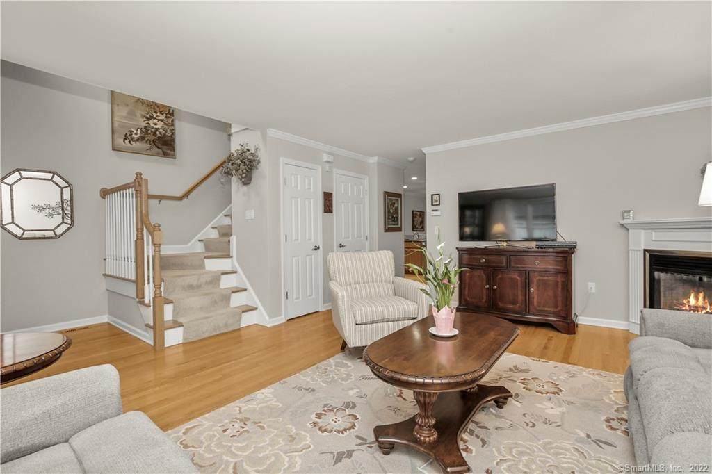 51 Redspire Court - Photo 1