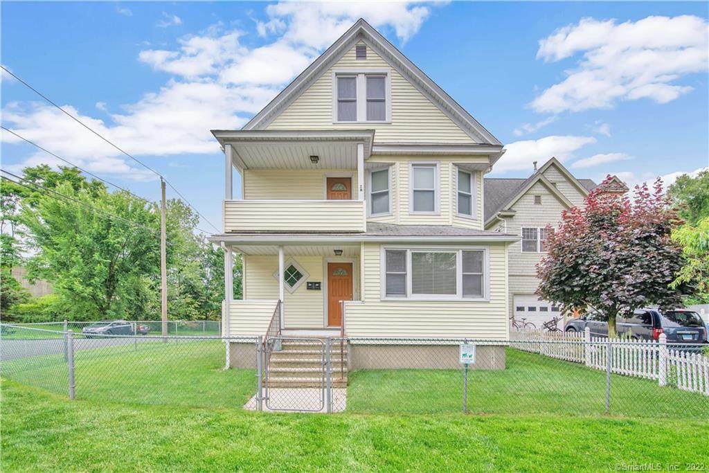 105 Royal Avenue - Photo 1