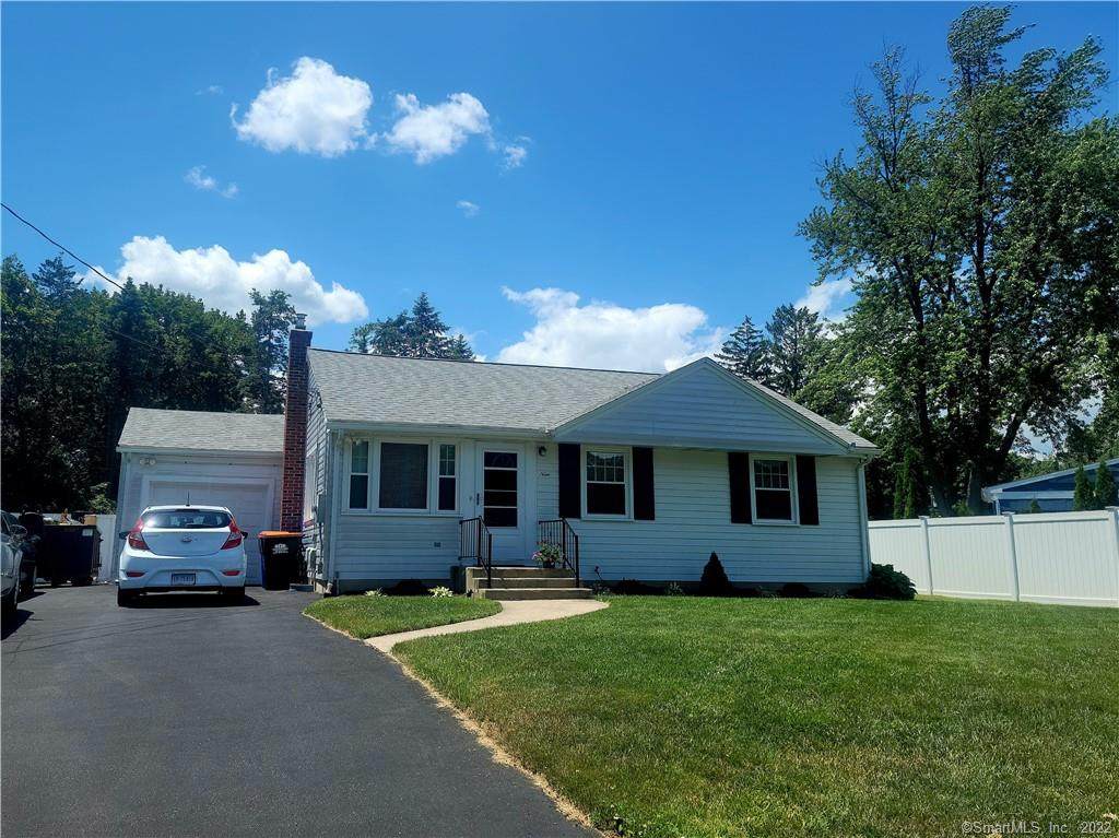 9 Lynn Avenue - Photo 1