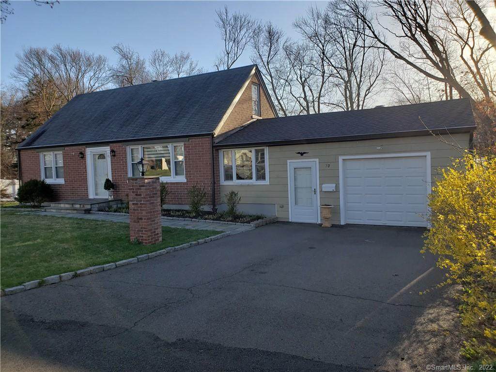 70 Knollwood Drive - Photo 1