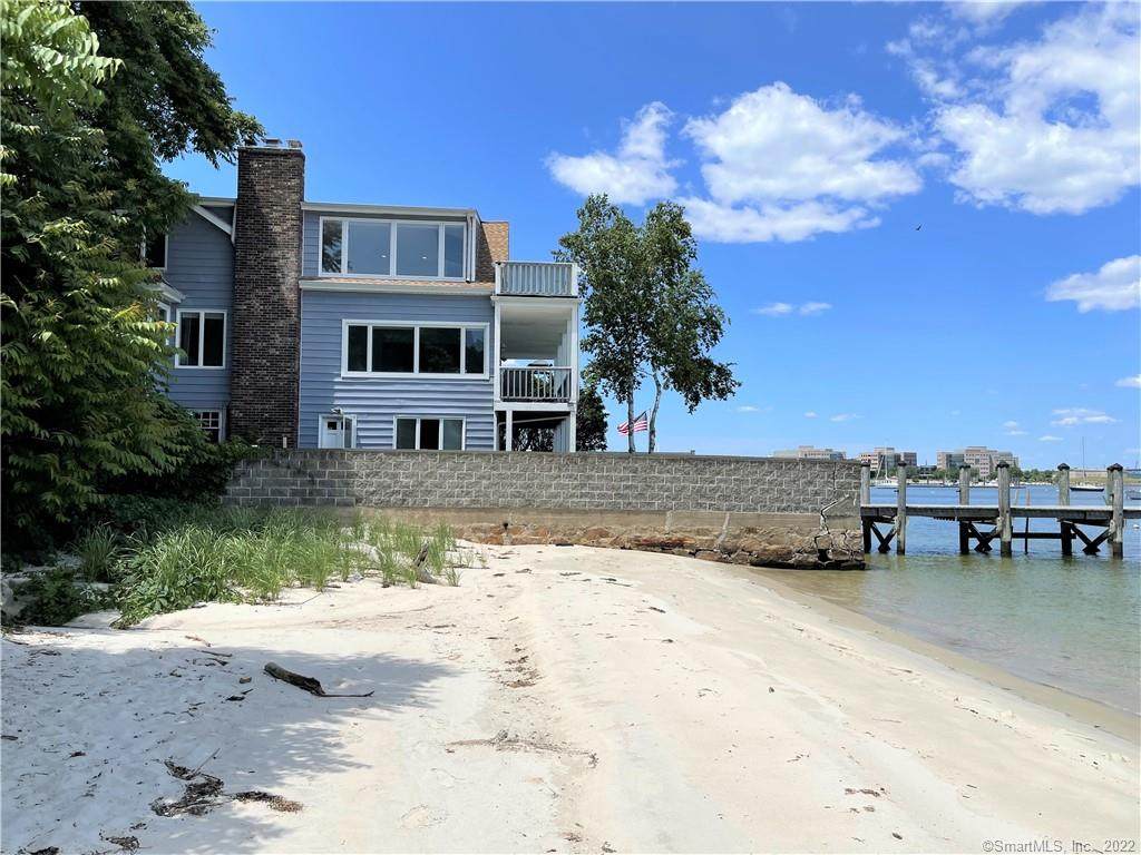 352 Pequot Avenue - Photo 1