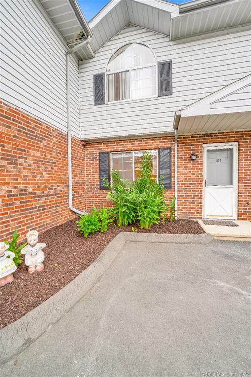 975 Meriden Road - Photo 1