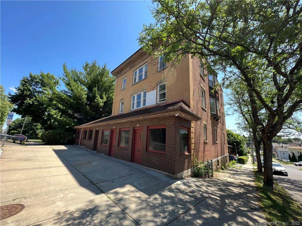 542 Arch Street - Photo 1