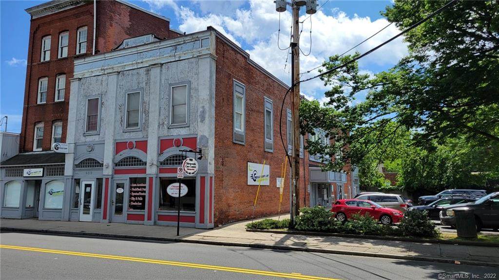 900 Grand Avenue - Photo 1