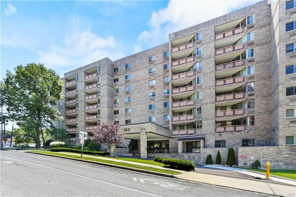 143 Hoyt Street - Photo 1