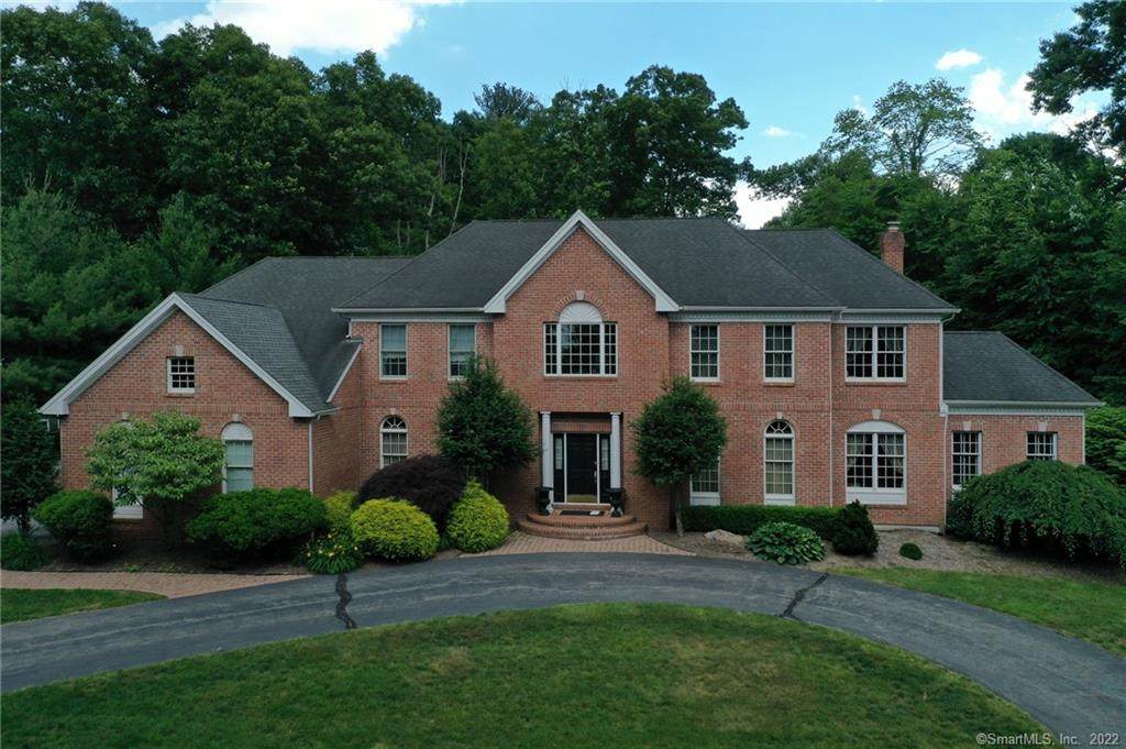 82 Paxton Way - Photo 1
