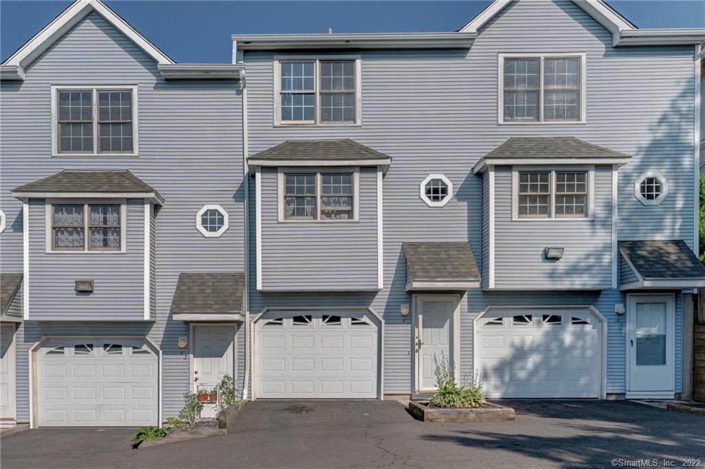 718 Broad Street - Photo 1