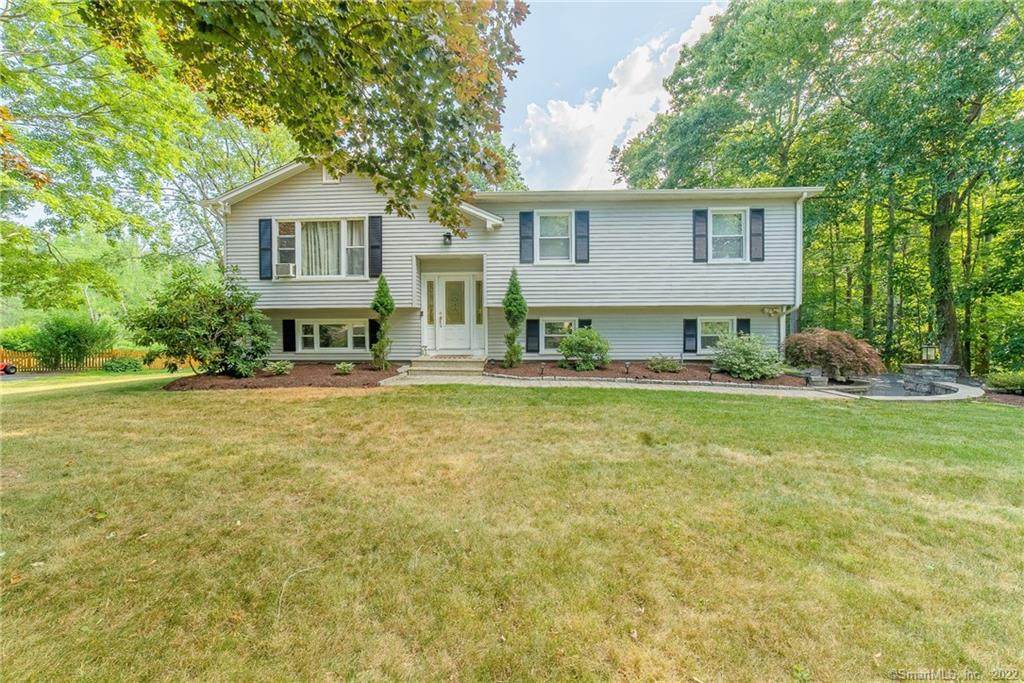 28 Pond Crest Road - Photo 1