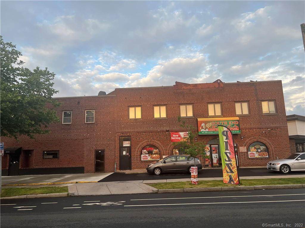 886 Maple Avenue - Photo 1