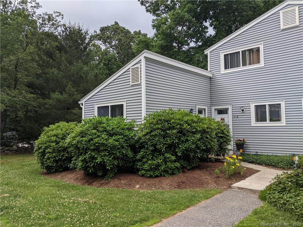 11 Kent Court - Photo 1