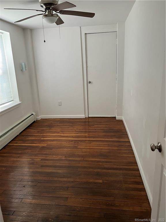 225 Golden Hill Street - Photo 1