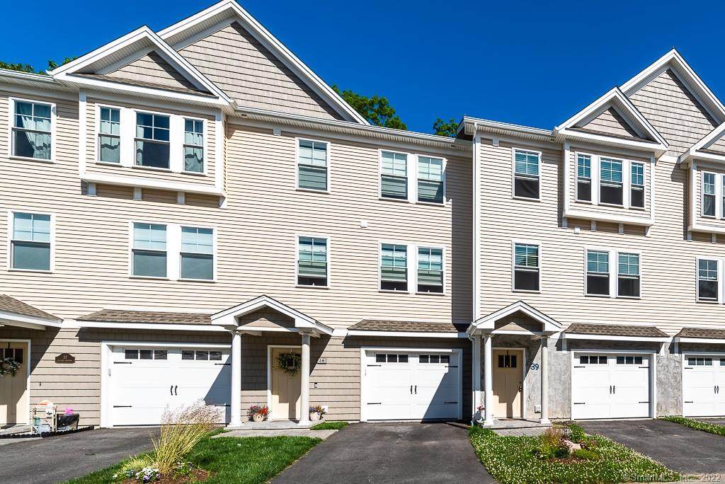 39 Village Crossing - Photo 1