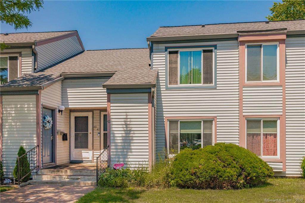 42 Candlewood Drive - Photo 1