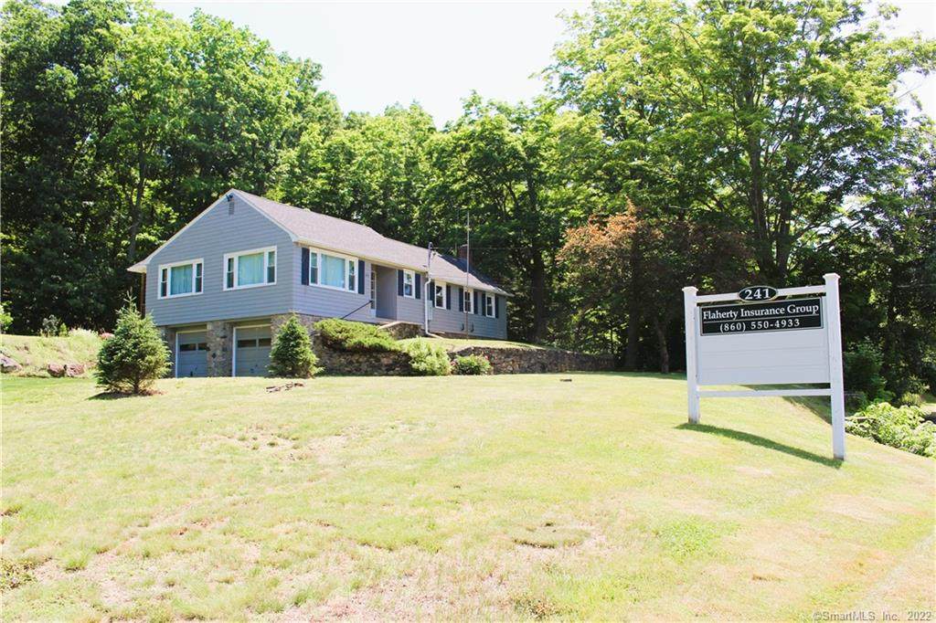 241 Albany Turnpike - Photo 1