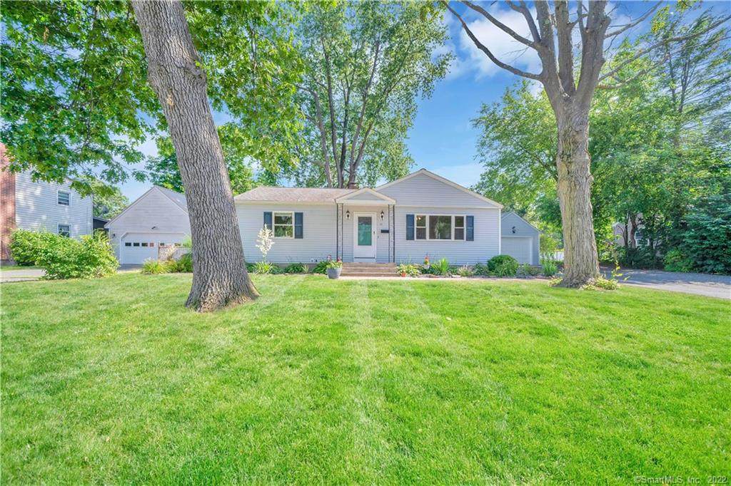 11 Cornwall Drive - Photo 1