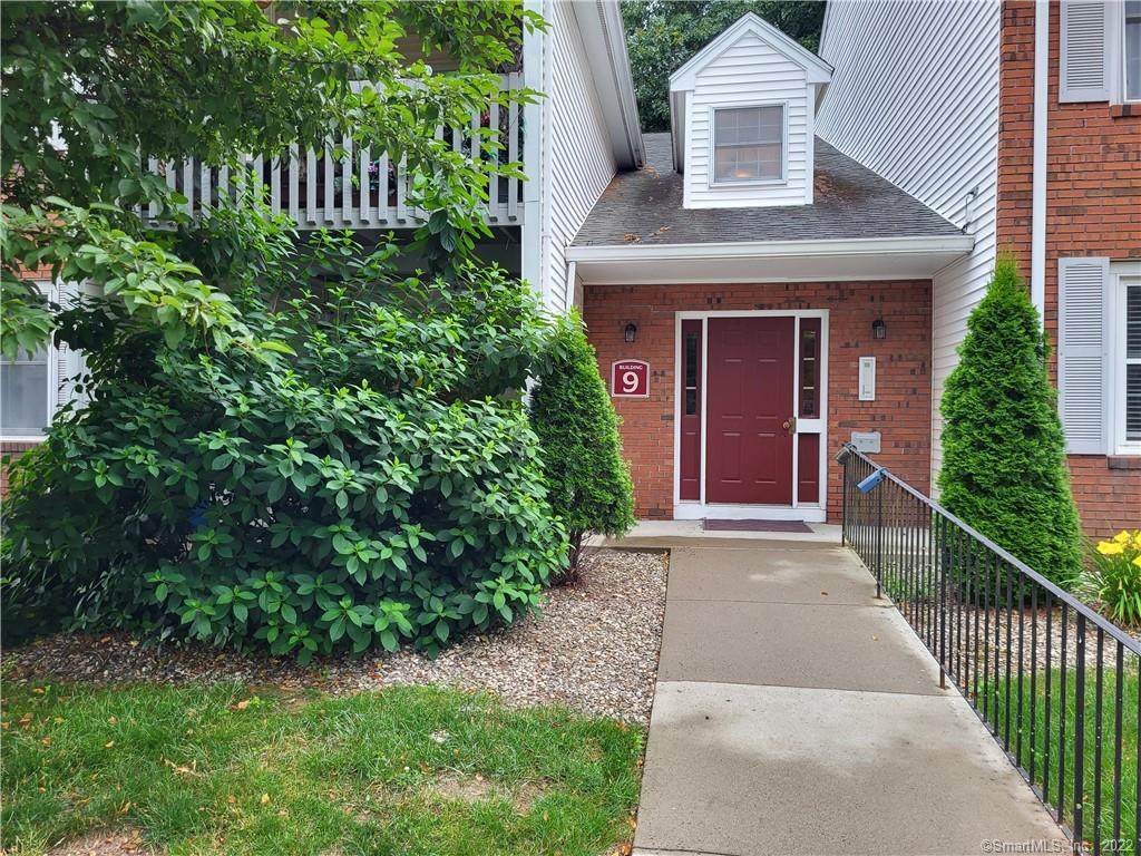 9 Concorde Way - Photo 1