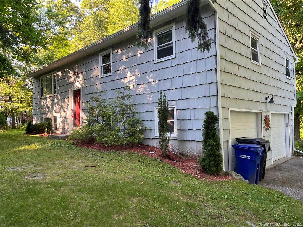 139 Perry Drive - Photo 1