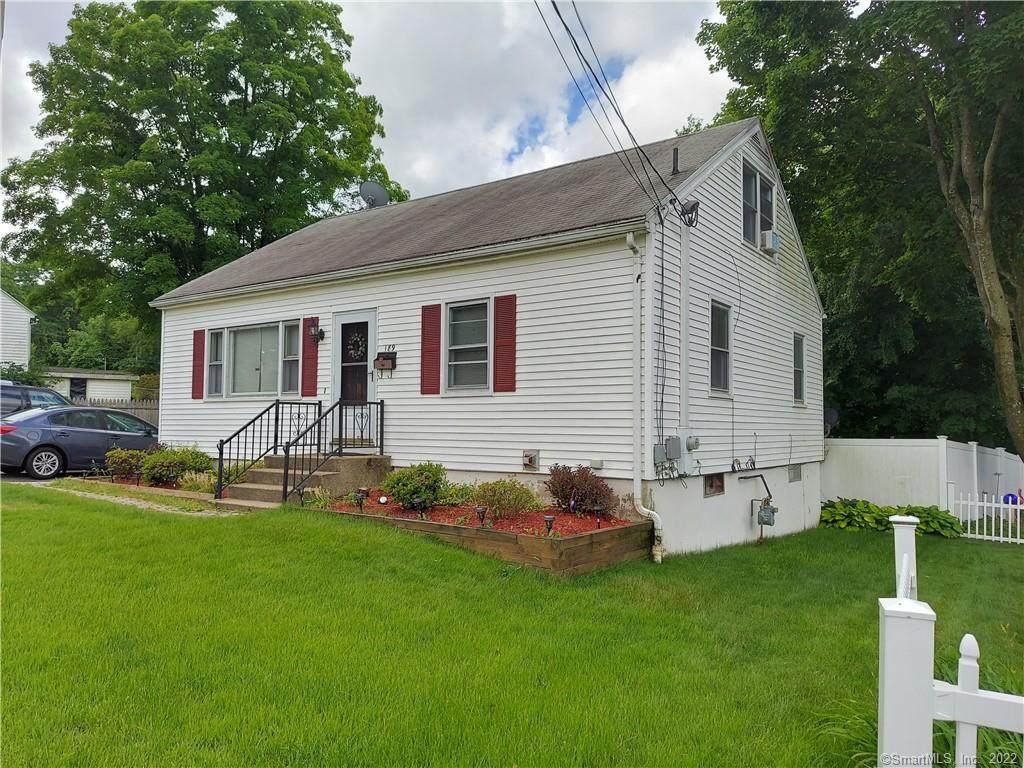 189 Oakville Avenue - Photo 1